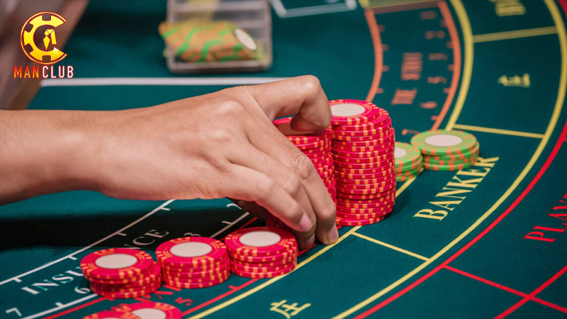 luu y cuoc thu choi baccarat manclub Lưu ý cược thủ khi chơi Baccarat manclub